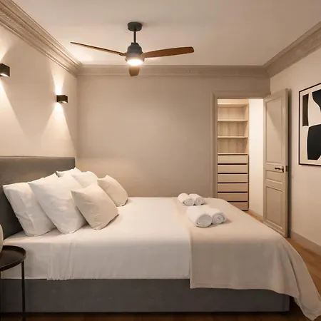 Fabulous Near Pantheon Apartment Paris