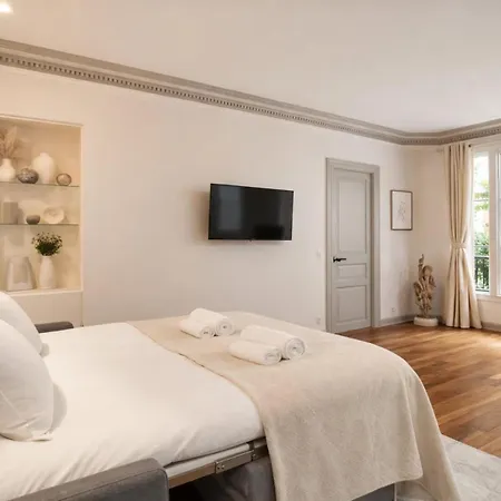 Apartment Fabulous Near Pantheon Paris