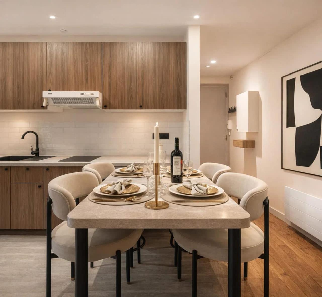 Fabulous Near Pantheon Apartment *