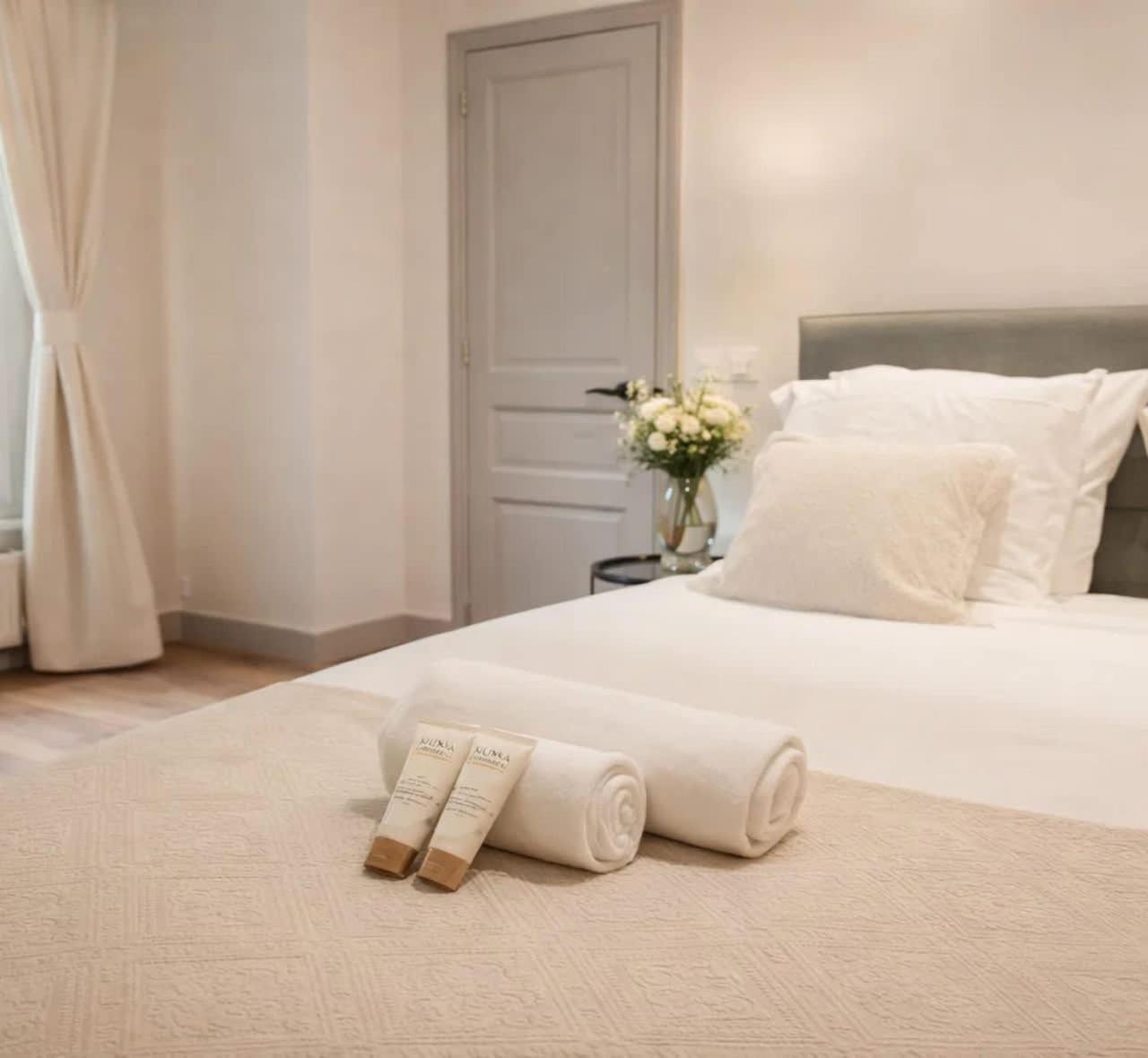 Fabulous Near Pantheon Apartment